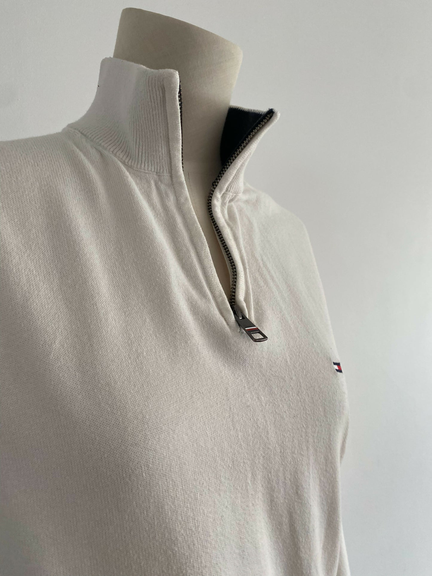 Women's Size XS Tommy Hilfiger White Cotton Pullover