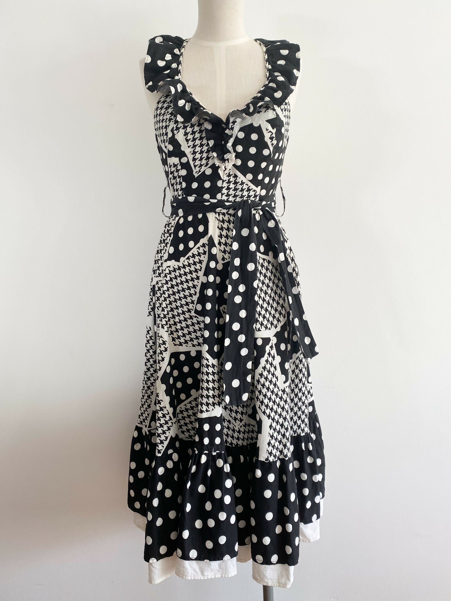 Pret-A-Porter Size 8 Monochrome Ruffled Polka-Dot Cotton Midi Dress