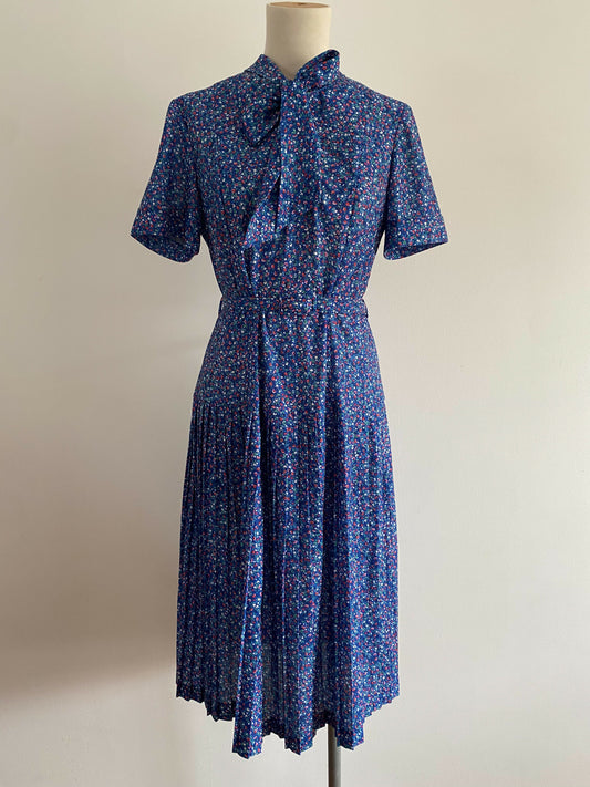 Women's Vintage Antoinette Size 12 Floral Midi Dress