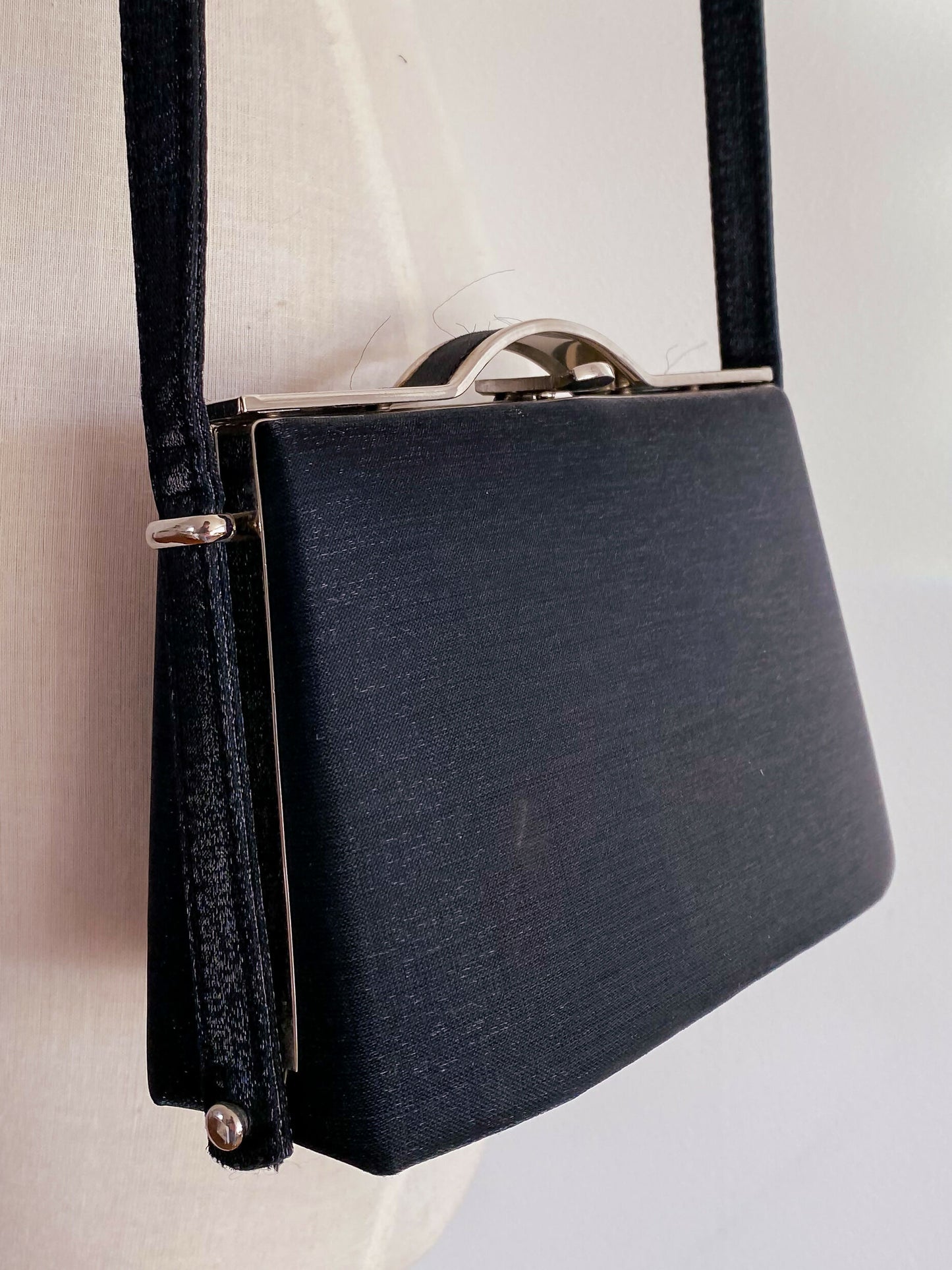 Milleni Black Shoulder Bag