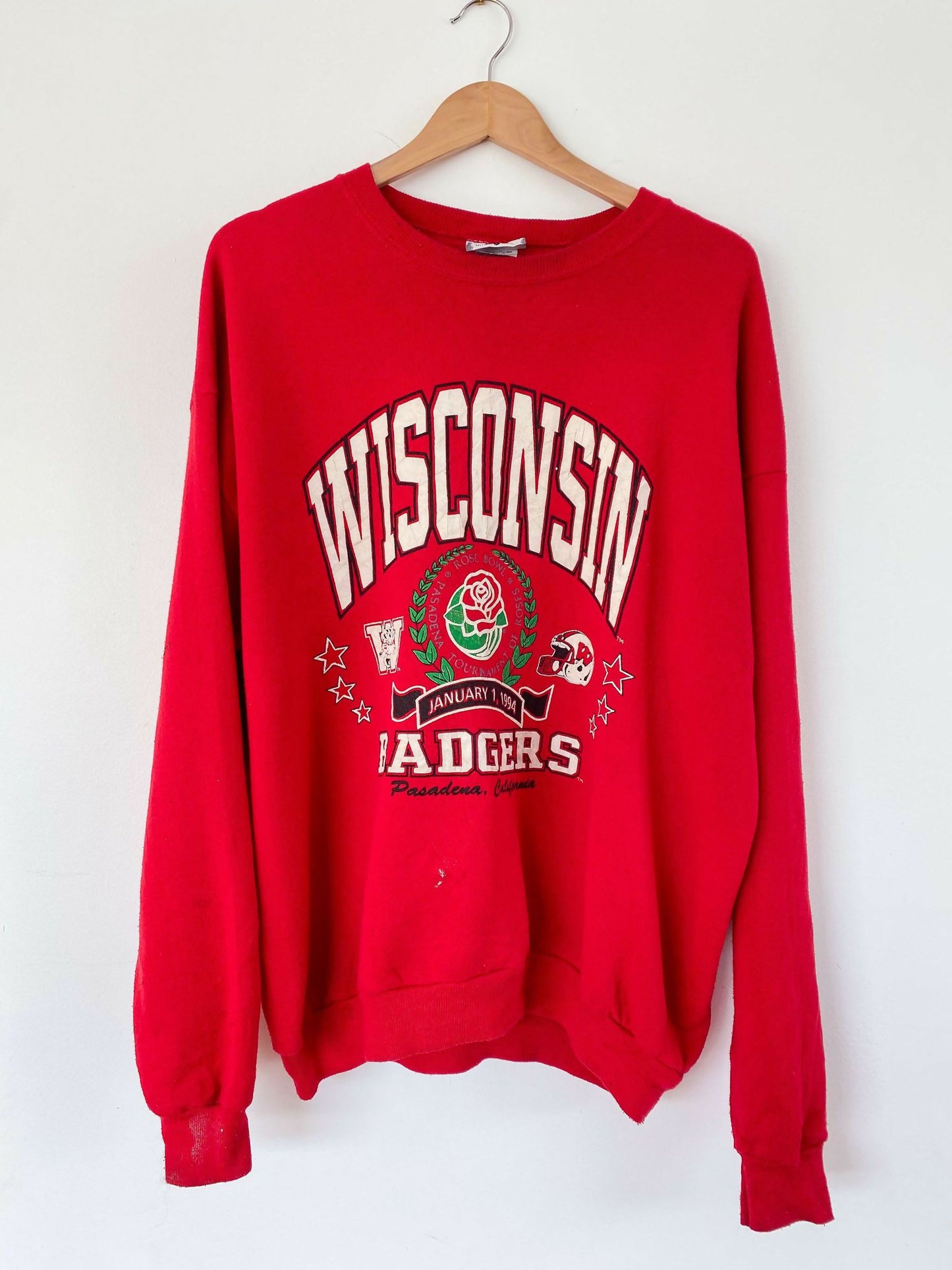 Men's vintage 1994 Wisconsin Badgers Rose Bowl size XL red sweatshirt