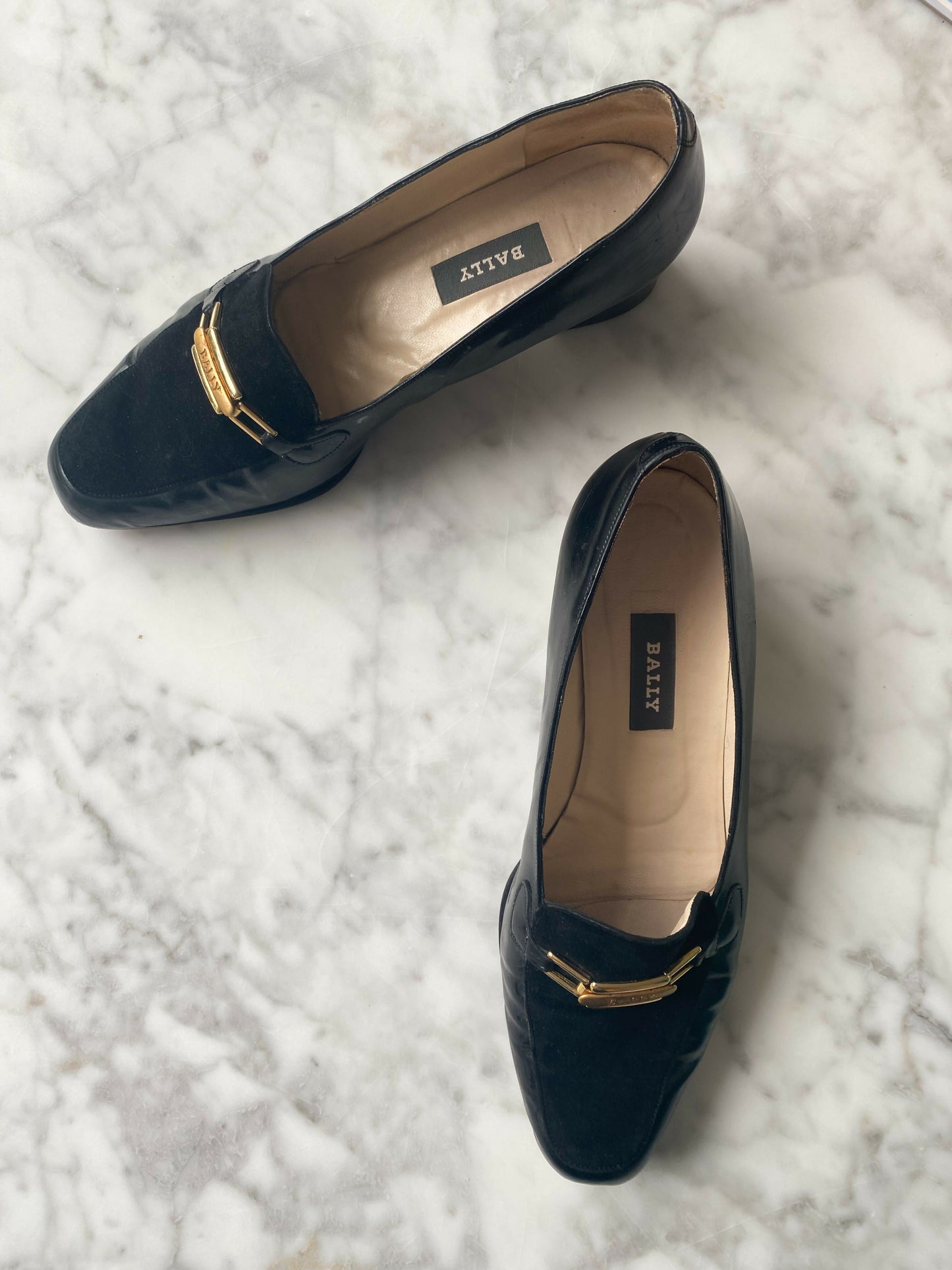 Bally Size 41 Women's Black Leather and Velvet Loafers