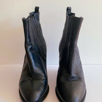 Vero Cuoio Size 39 Black Leather Wedge Ankle Boots