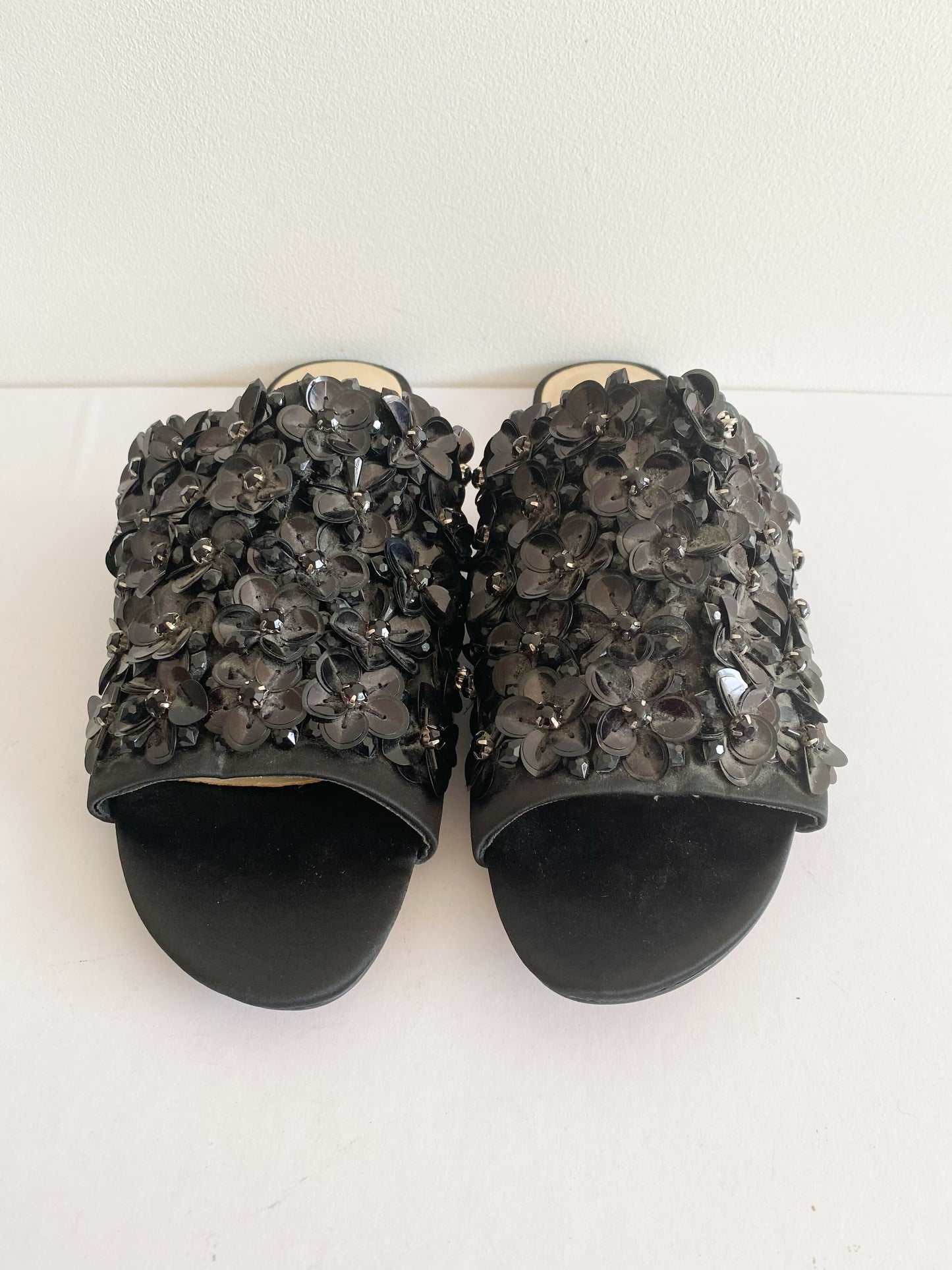 Zara Size 40 Beaded Black Sandals