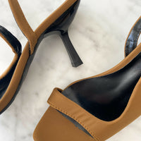 Size 39 Brown Sandals