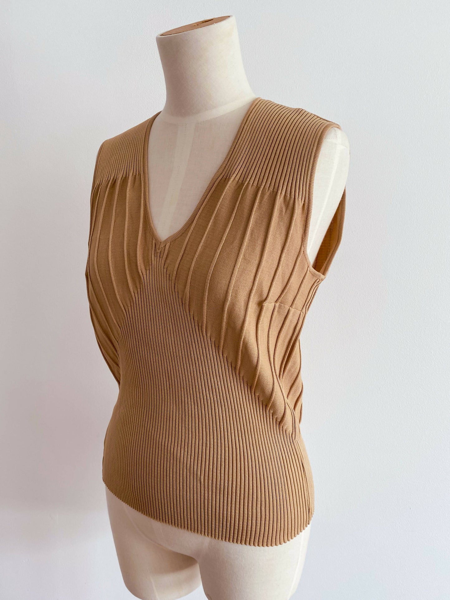 Wellington Beige V-Neck Ribbed-Knit Top