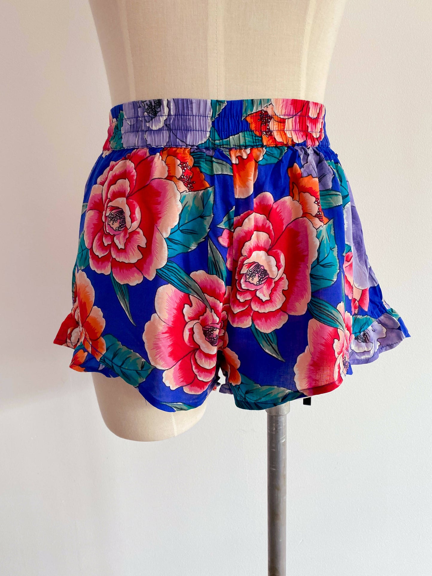 Billabong Size 8 Floral Shorts