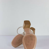 Scanlon Theodore Off-White Woven Leather Sandals
