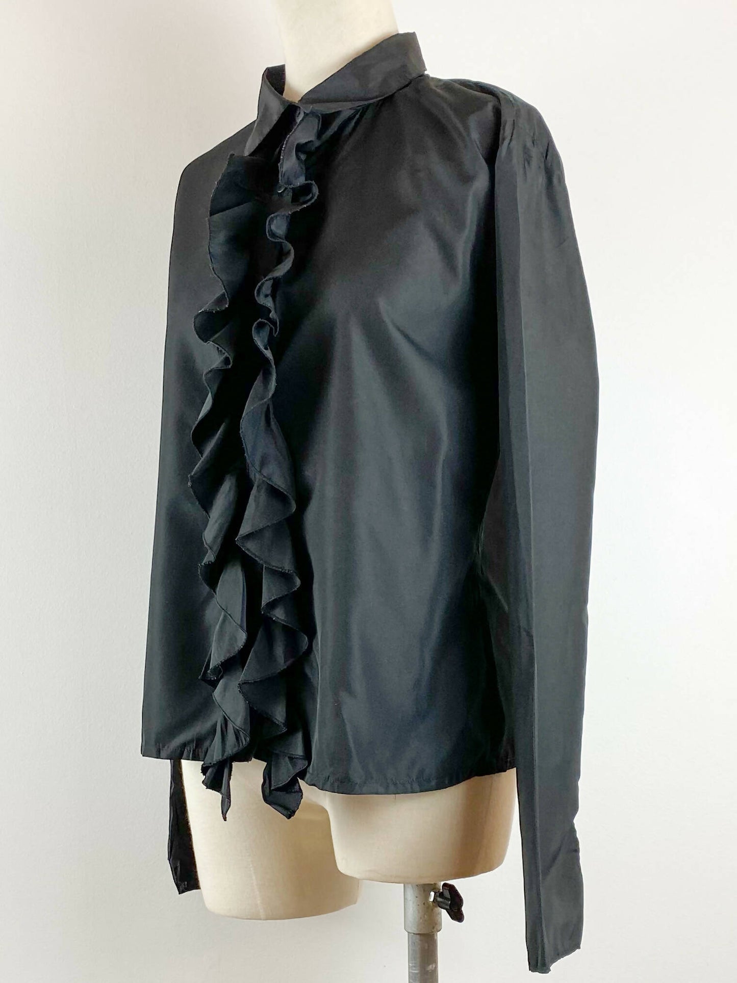 Filo Ruffled Black Shirt