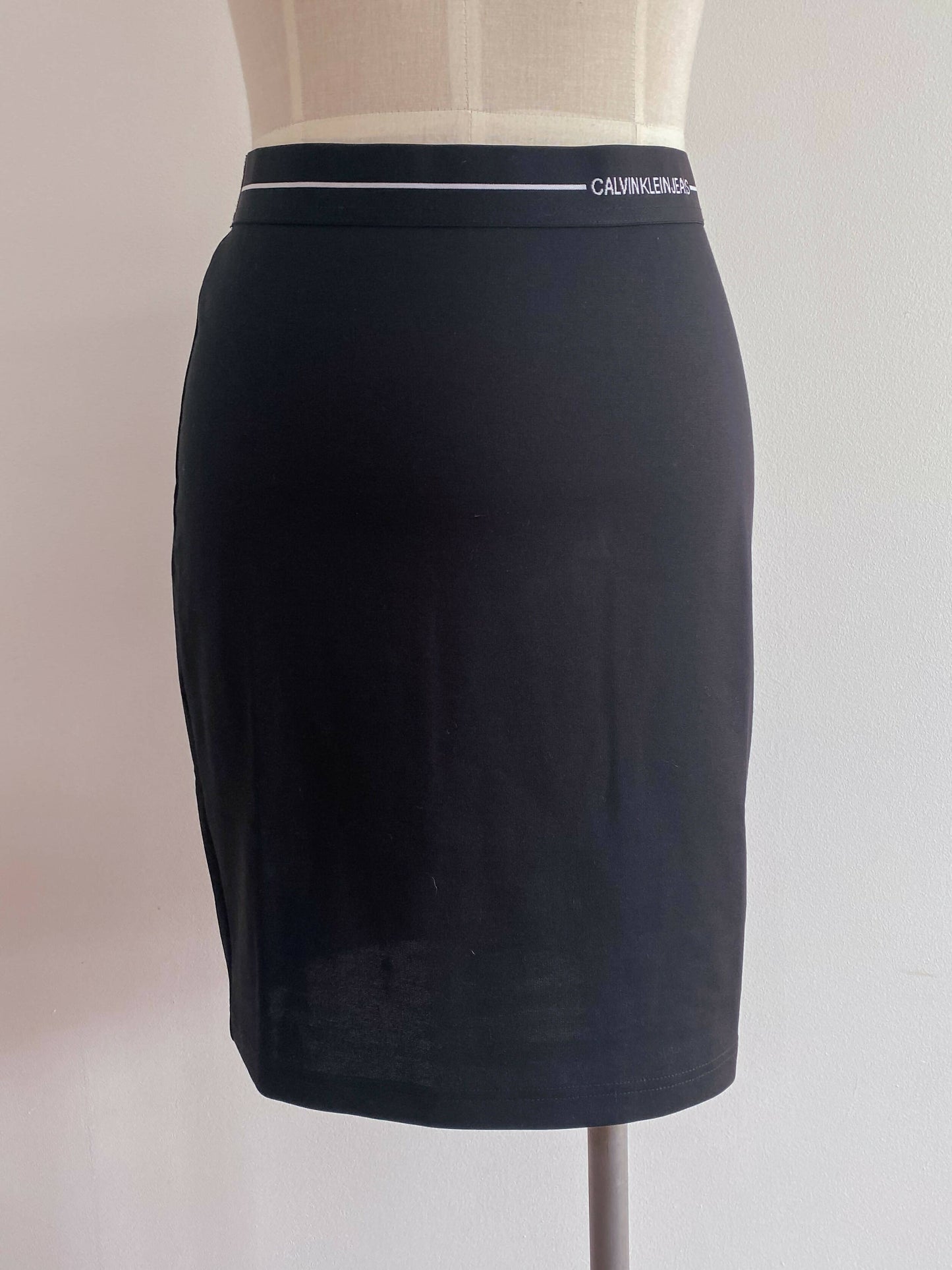 Calvin Klein Jeans BNWT Size Medium Stretch-Jersey Pencil Skirt