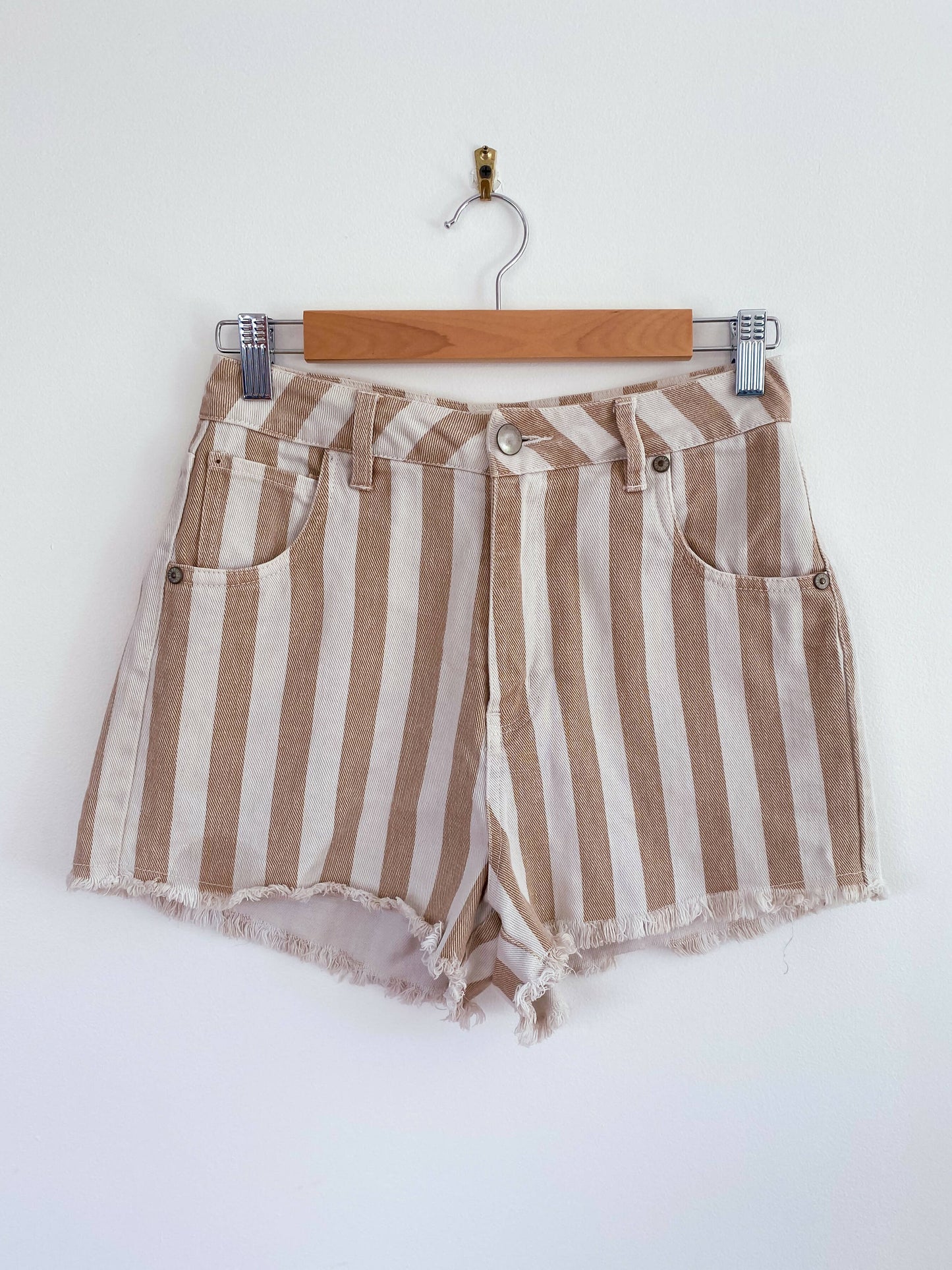 All About Eve Size 8 Striped Denim Shorts