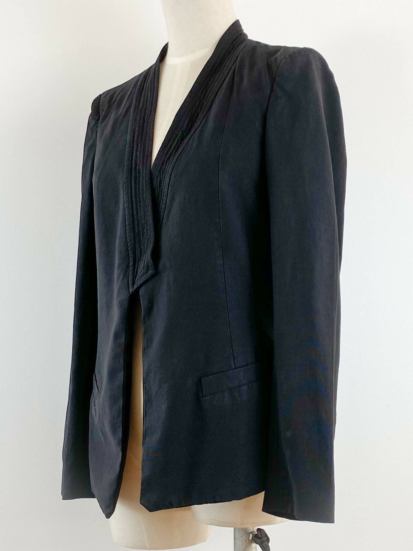 Diane von Furstenberg Size 8 Black Blazer