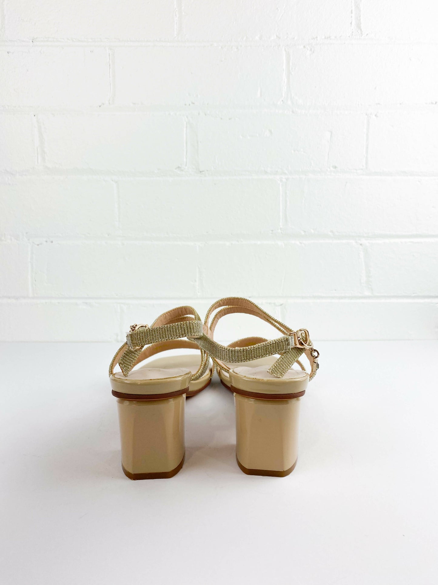 Clubnews Metallic Sandals