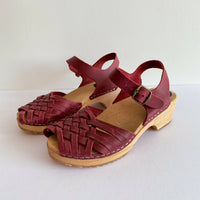 funkis Size 38 Burgundy Leather Clogs
