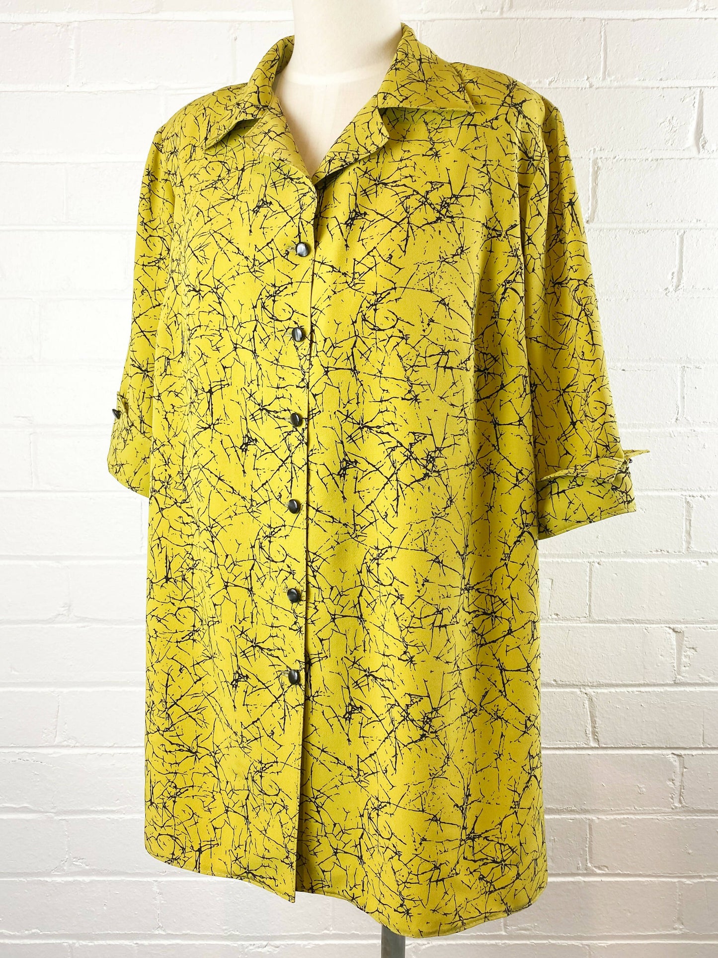 Size L Printed Olive-Green Shirt