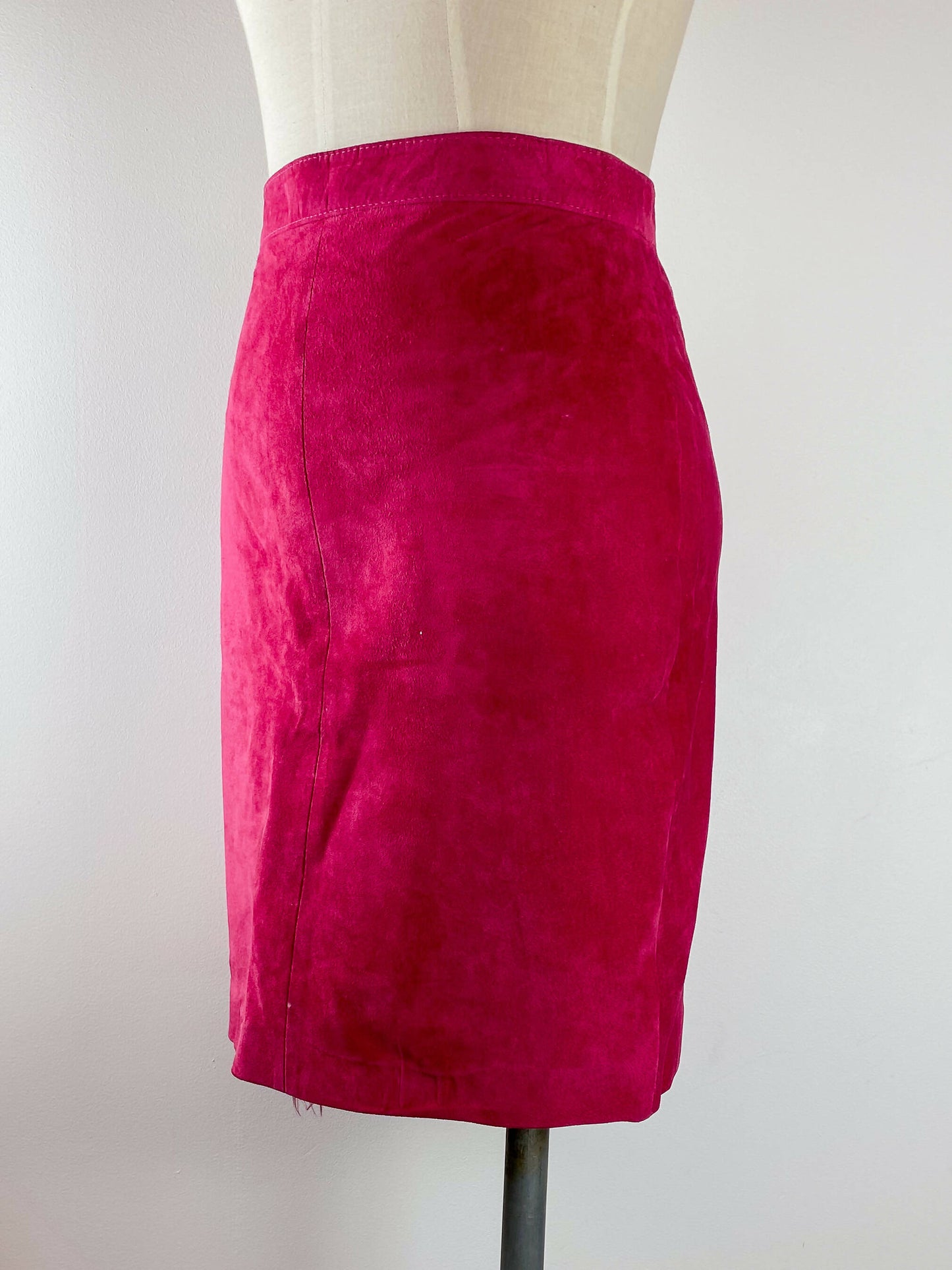 Marquis Size 10 Fuchsia Suede Mini Skirt