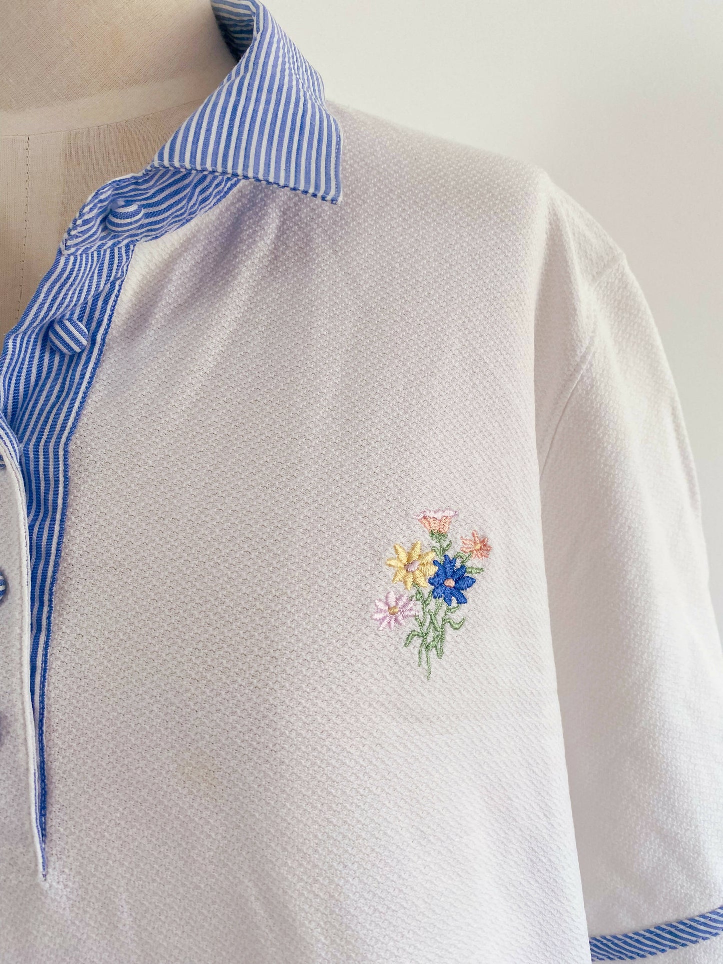 Vintage Target Size 16 White Cotton Embroidered Shirt