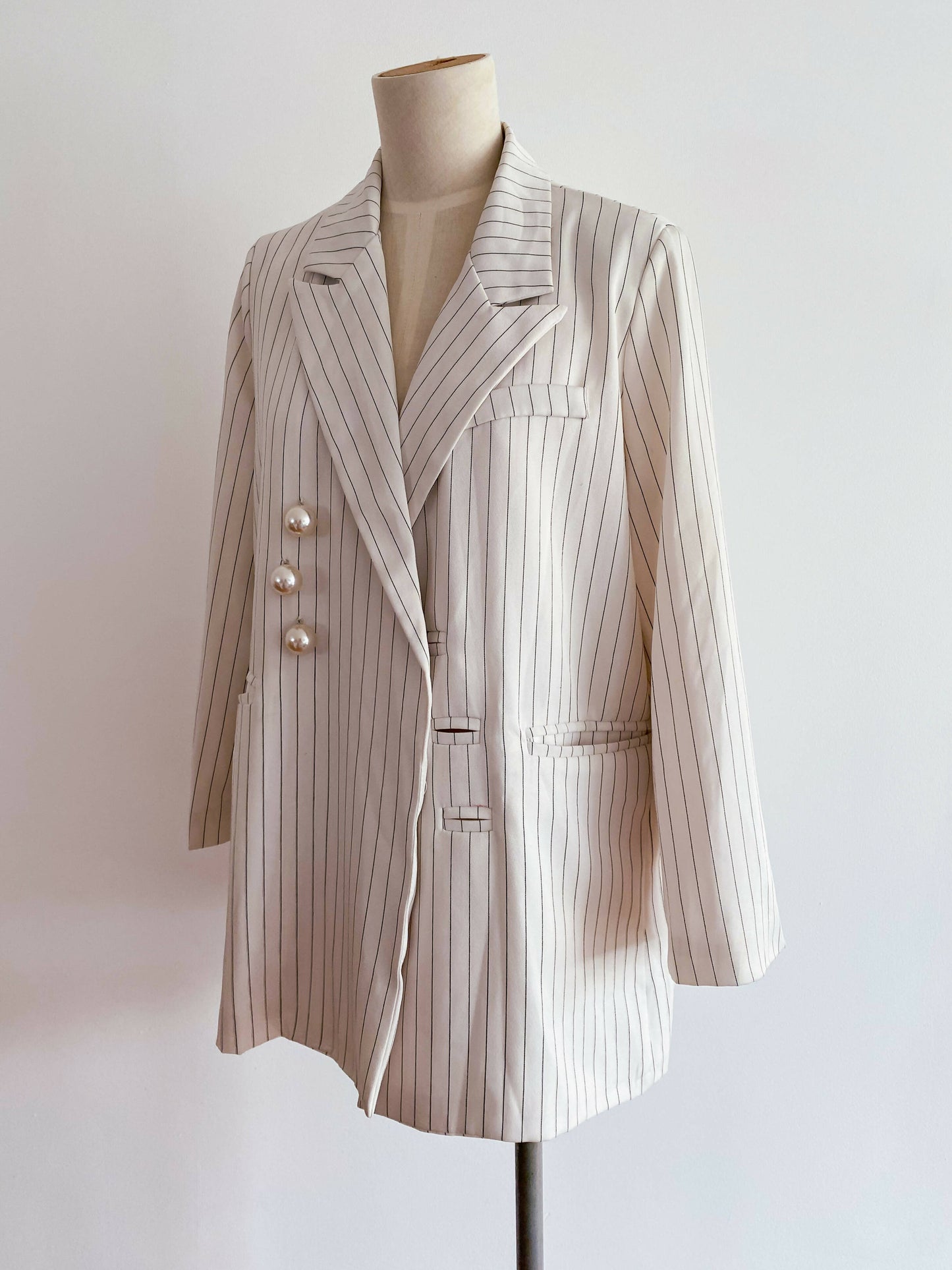 On Line Size Medium Striped Faux Pearl-Embellished Blazer