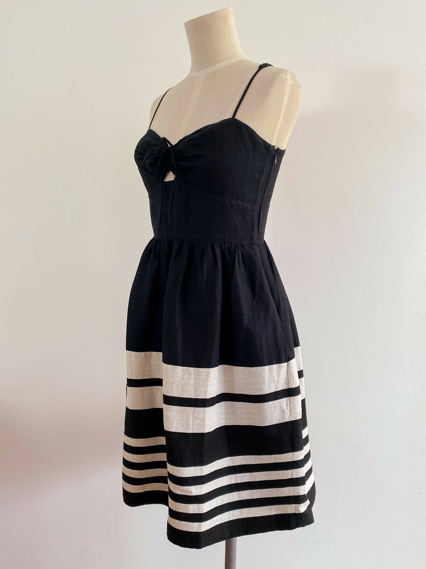 Country Road Size 10 Striped Silk and Linen-Blend Dress