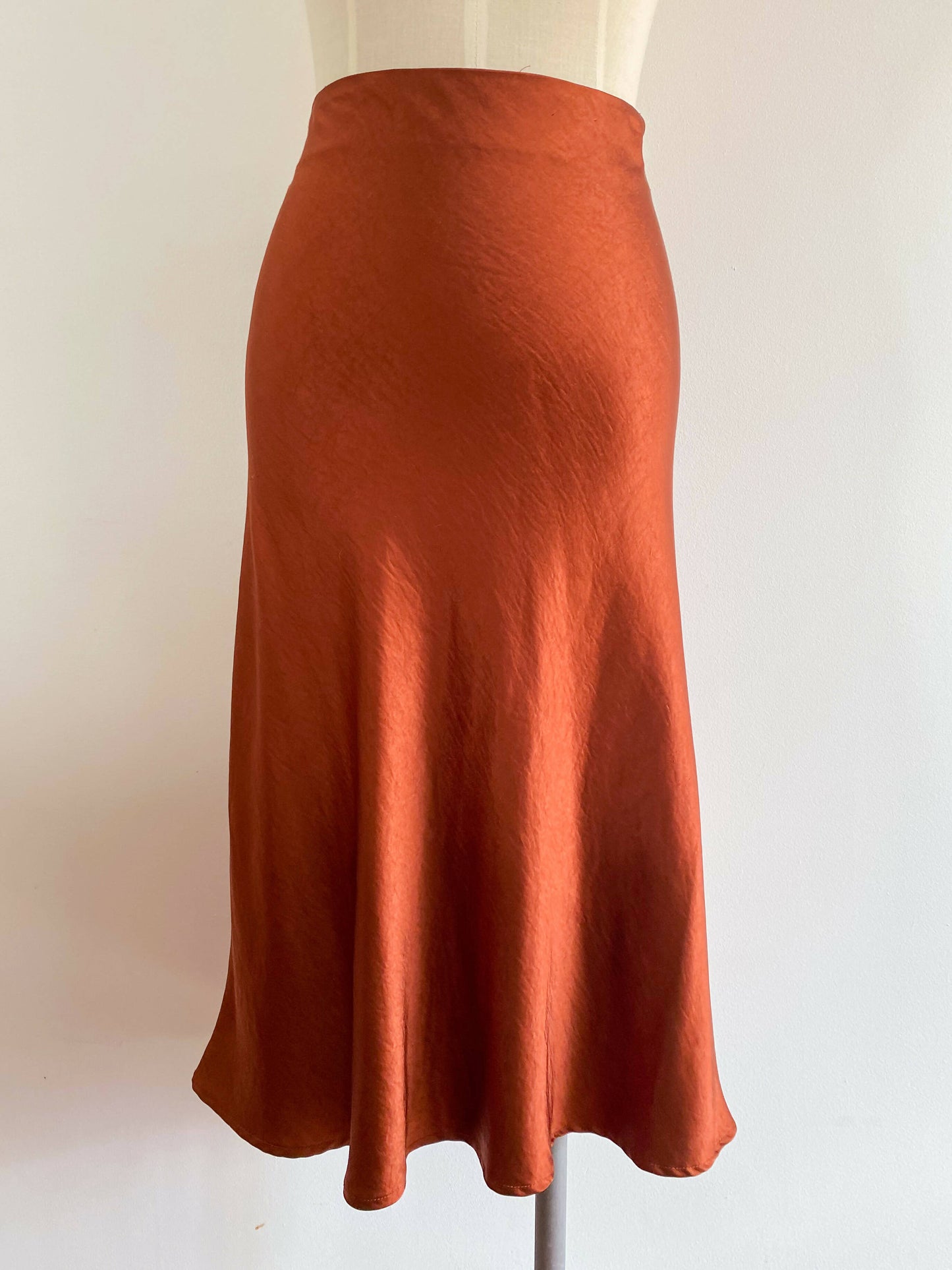 Sheike Size 12 Bronze Satin Midi Skirt