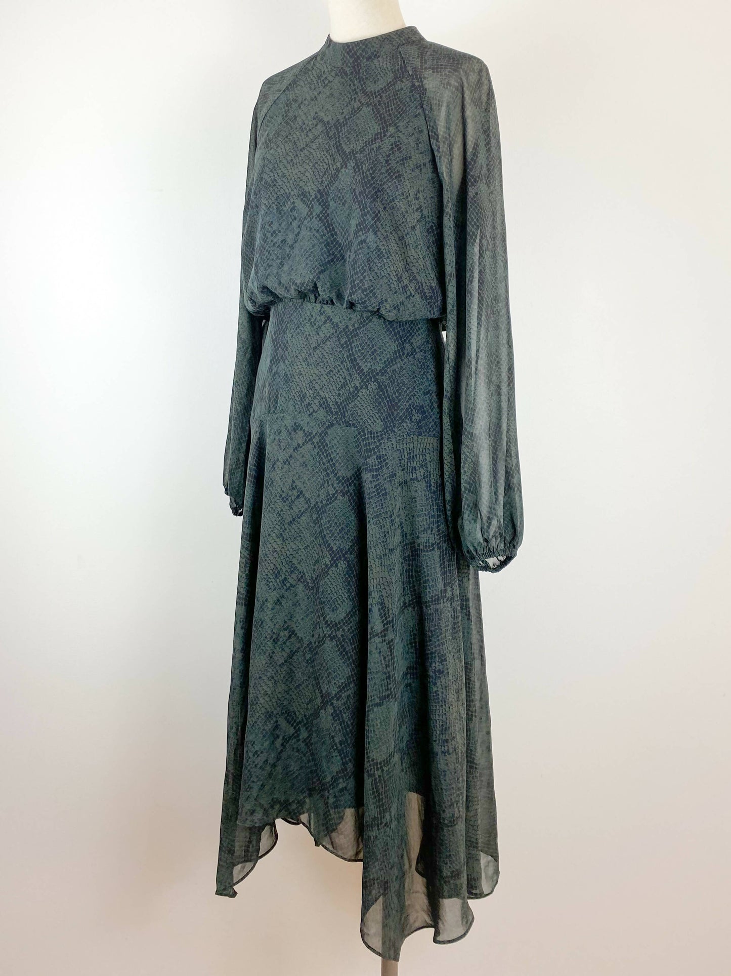 Portmans Size 10 Snake-Print Chiffon Dress