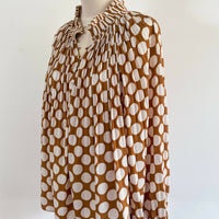 Country Road Size 12 Spotted Pleated Blouse