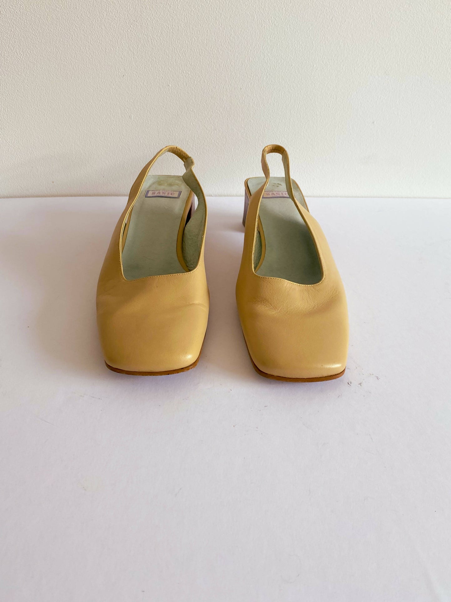 Paco Herrero Basic Size 38 Basic Tan Leather Slingback Heels