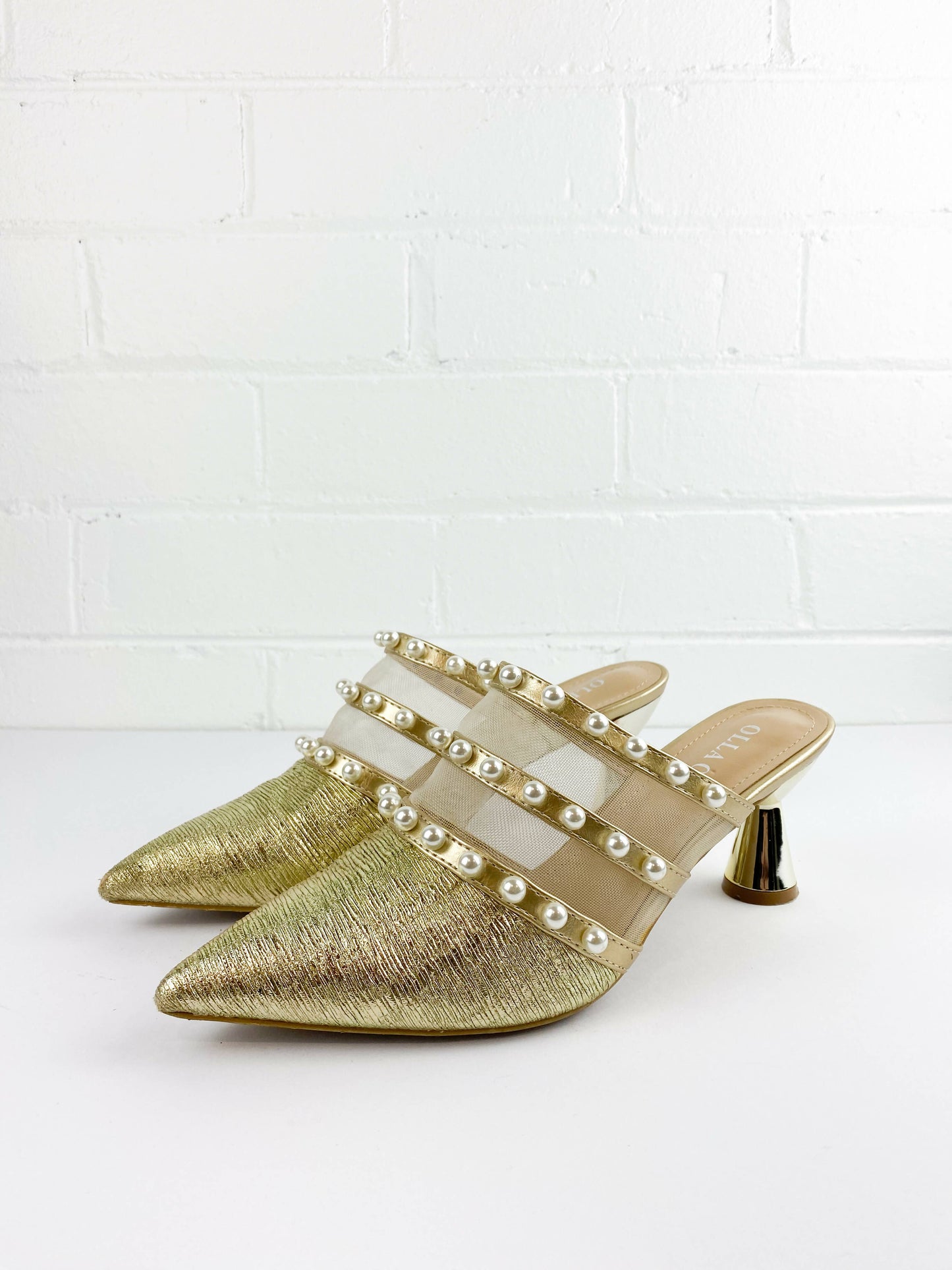 Size 39 Embellished Gold Lamé and Mesh Point-Toe Mules