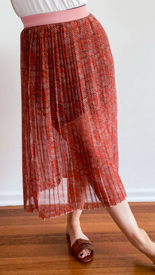 Y.A.S Size 8 Pleated Printed Midi Skirt